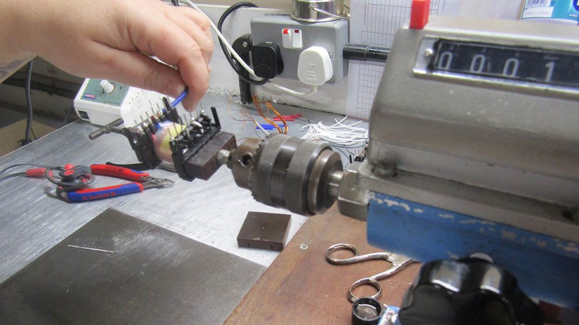 Winding A Ferrite Transformer